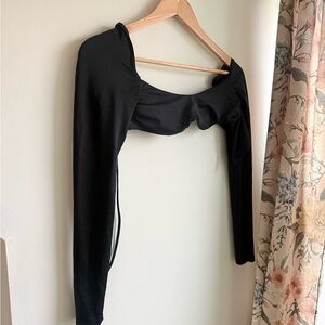 Chic Black Long Sleeve Bikini Top